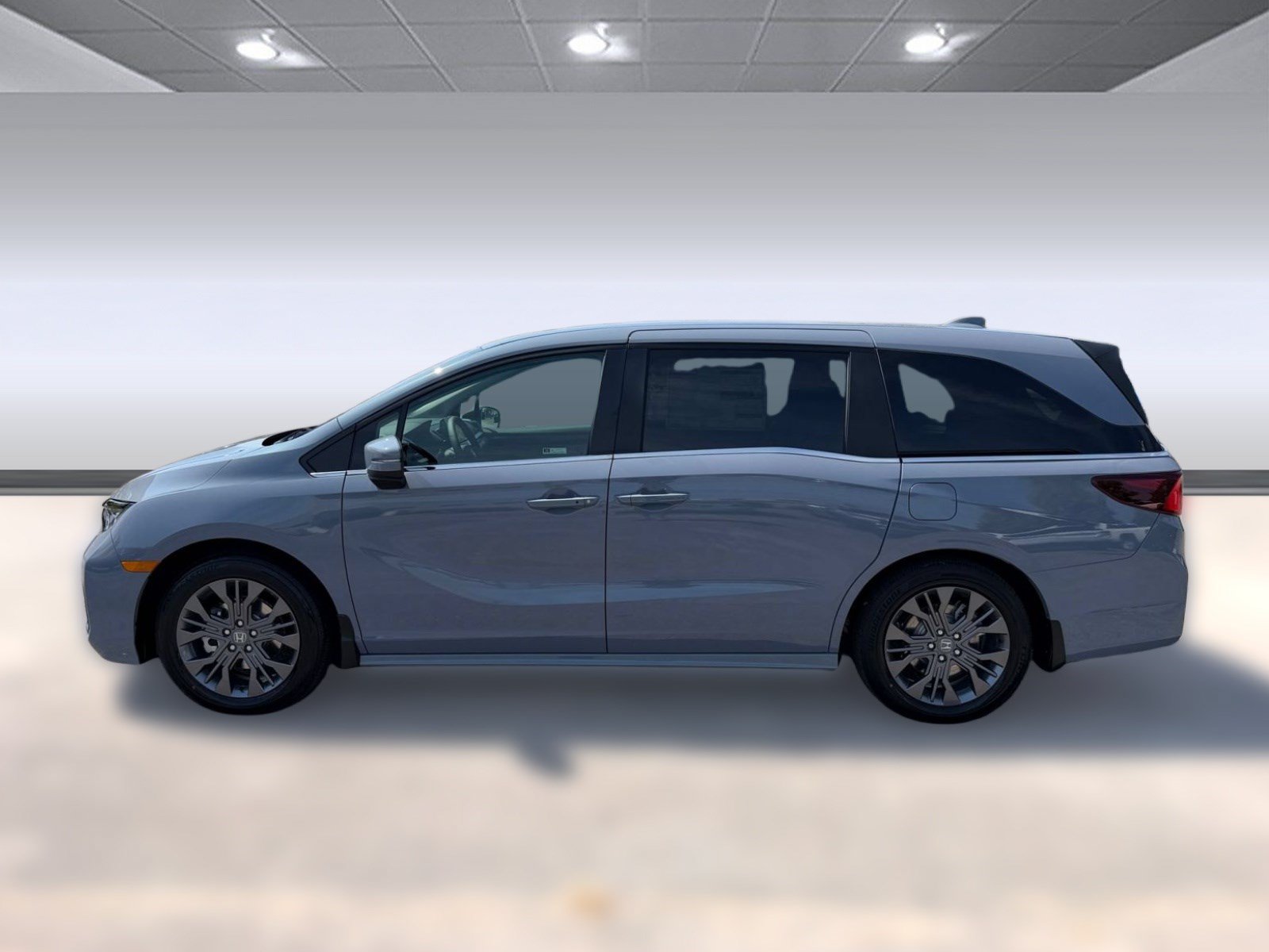 New 2027 Honda Odyssey Touring image 2