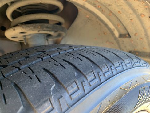 Used 2018 Ford Explorer Platinum image 12