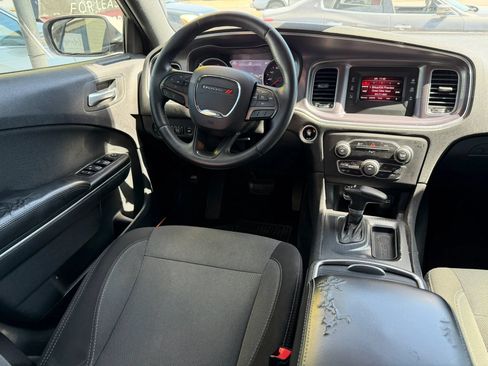 Used 2015 Dodge Charger SE w/ Popular Equipment Group RWD image 16