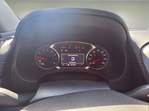 Used 2024 GMC Terrain AT4 w/ Tech Package image 16