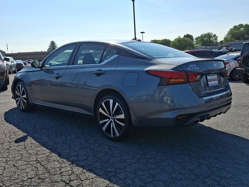 Used 2021 Nissan Altima 2.5 SR AWD/4WD image 4