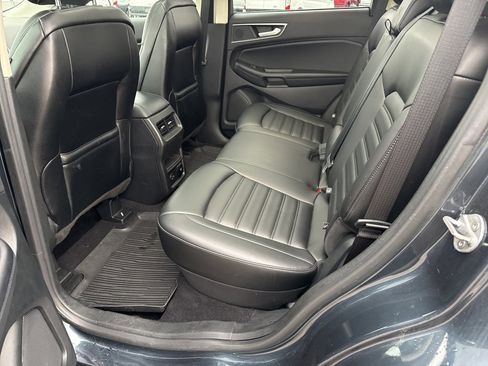 Used 2022 Ford Edge SEL w/ Convenience Package image 16