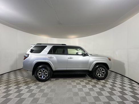 Used 2022 Toyota 4Runner TRD Off-Road Premium image 8