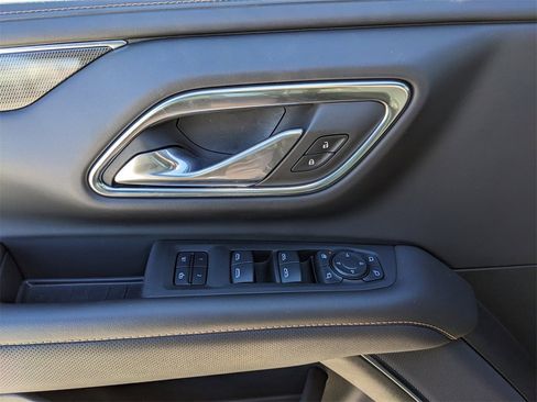 Used 2024 GMC Yukon AT4 w/ AT4 Premium Package image 18