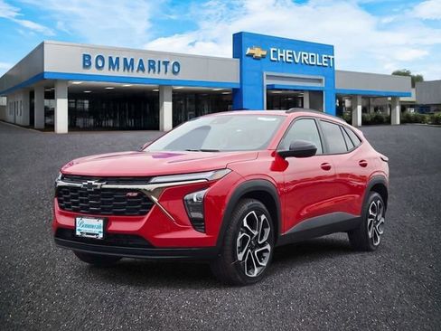 New 2026 Chevrolet Trax RS w/ Sunroof Package FWD image 1