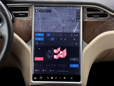 Used 2016 Tesla Model X 90D image 16