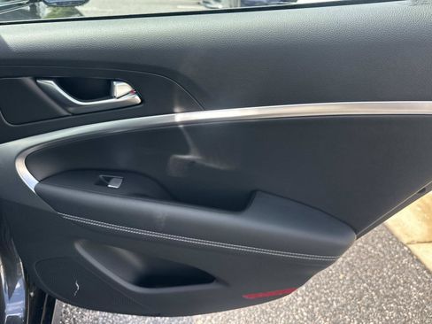 Used 2026 Genesis G70 2.5T RWD image 39