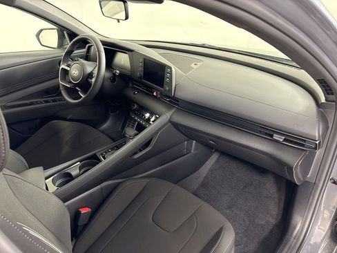 New 2026 Hyundai Elantra SEL Sport Premium FWD image 13