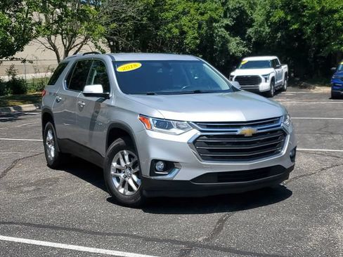 Used 2018 Chevrolet Traverse LT FWD image 33