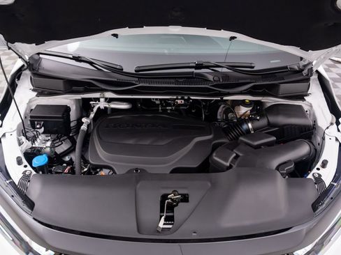 Certified 2026 Honda Odyssey Touring image 34