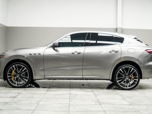Used 2021 Maserati Levante GTS image 10