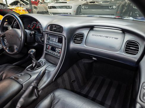 Used 2004 Chevrolet Corvette Z06 w/ Z06 Preferred Equipment Group image 87