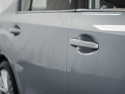 Used 2016 Subaru Impreza 2.0i Premium image 13