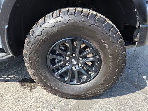 Used 2024 Ford F150 Raptor AWD/4WD image 46