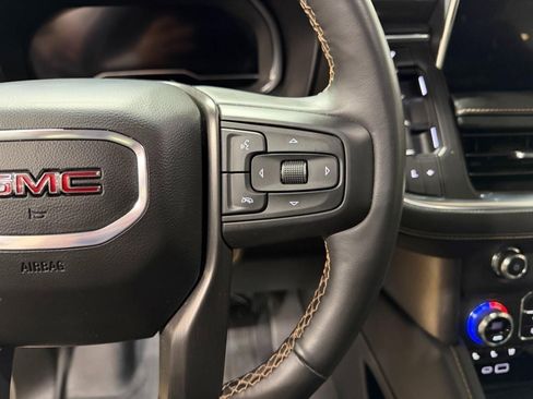 Used 2024 GMC Yukon AT4 w/ Technology Package AWD/4WD image 28