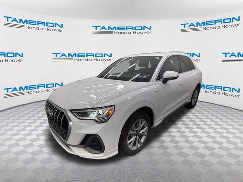 Used 2024 Audi Q3 2.0T Premium AWD/4WD image 1