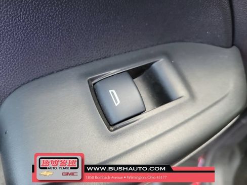 Used 2025 Chevrolet TrailBlazer LT FWD image 15