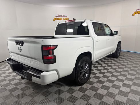 New 2025 Nissan Frontier SV w/ SV Convenience Package image 6