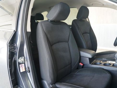 Used 2019 Subaru Outback 2.5i Premium AWD/4WD image 30