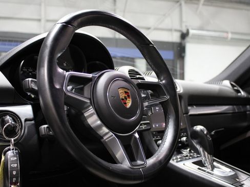 Used 2019 Porsche 718 Cayman image 23