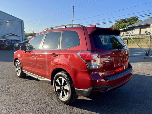 Used 2017 Subaru Forester 2.5i Premium w/ Popular Package #2A image 3
