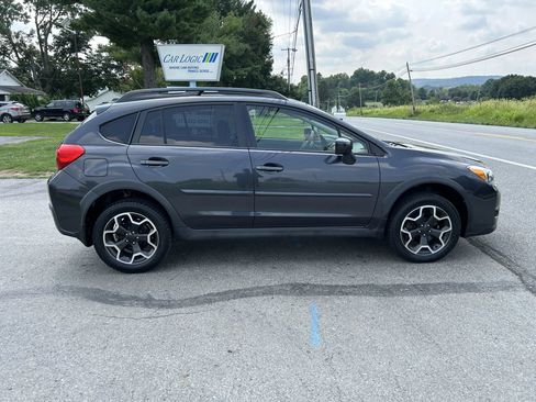 Used 2015 Subaru Crosstrek 2.0i Premium AWD/4WD image 10