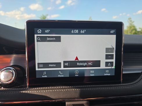 Certified 2022 Lincoln Corsair AWD w/ Premium Package image 23