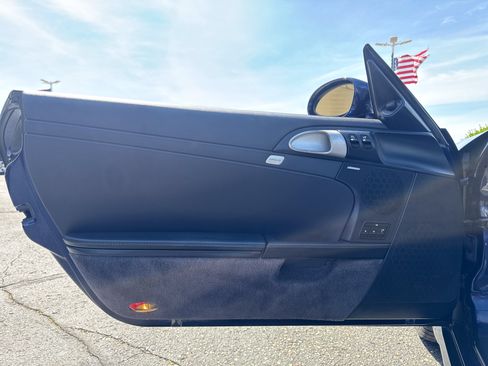 Used 2005 Porsche Boxster S RWD image 13