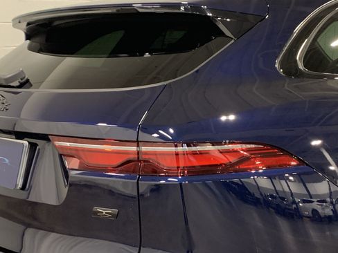New 2026 Jaguar F-PACE R-Dynamic S image 18