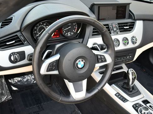 Used 2012 BMW Z4 sDrive35i RWD image 13