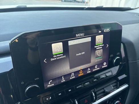 Certified 2024 Nissan Pathfinder SL image 24