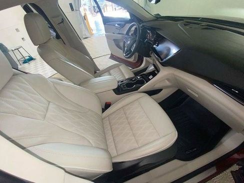Used 2023 Buick Envision Avenir AWD/4WD image 42