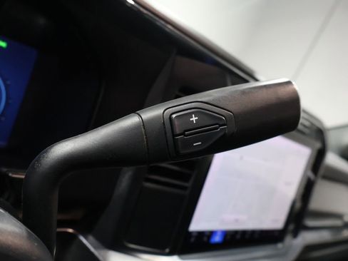 Used 2024 Ford F250 Lariat w/ Chrome Package image 37