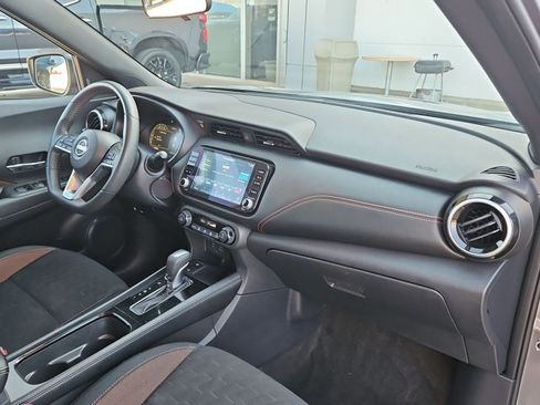 Used 2024 Nissan Kicks SR FWD image 21