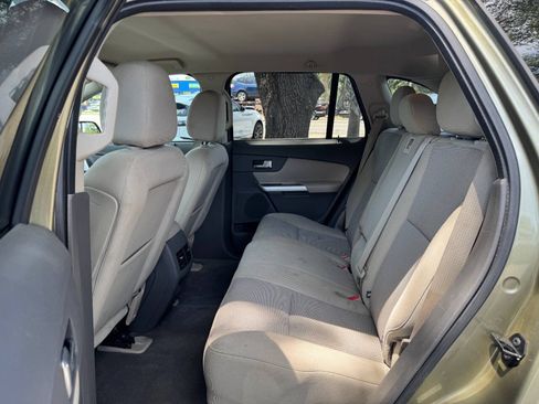 Used 2013 Ford Edge SEL FWD image 12