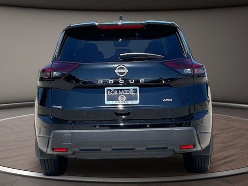 Certified 2026 Nissan Rogue S AWD/4WD image 4