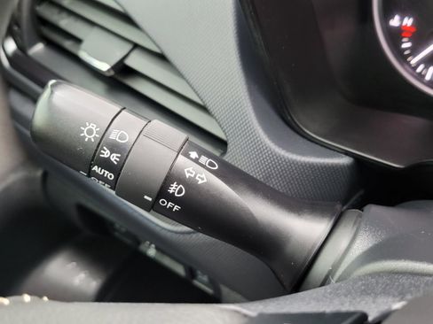 Certified 2025 Subaru Forester Premium image 31