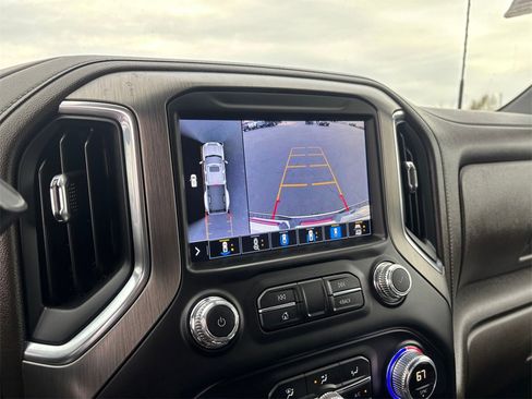 Certified 2022 GMC Sierra 3500 Denali image 21