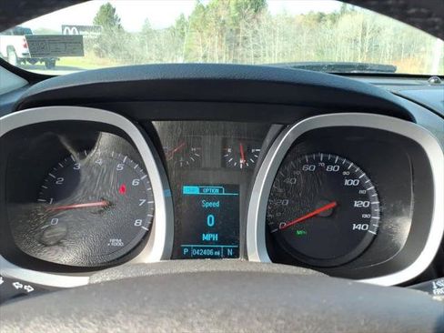 Used 2017 Chevrolet Equinox LT w/ Convenience Package AWD/4WD image 15
