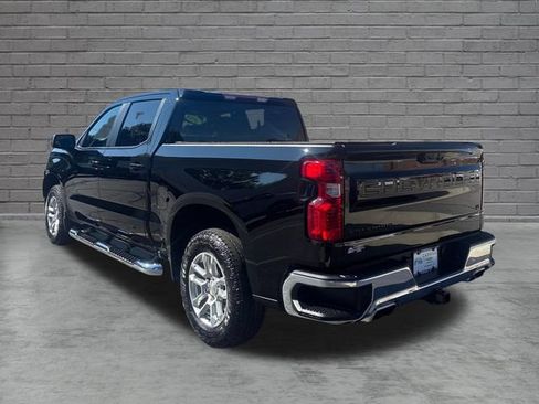 Used 2024 Chevrolet Silverado 1500 LT AWD/4WD image 5