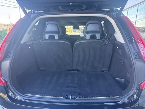 Certified 2025 Volvo XC90 B5 Core image 12