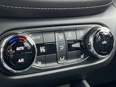 Used 2023 Chevrolet TrailBlazer ACTIV w/ Sun and Liftgate Package image 25