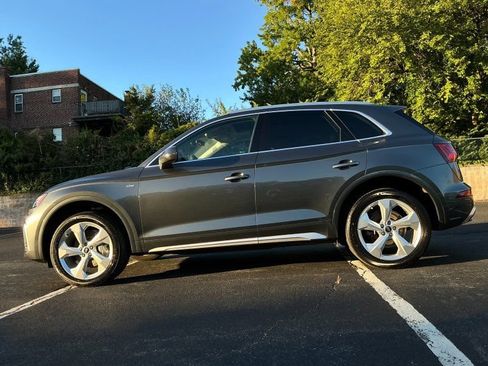 Used 2023 Audi Q5 2.0T Premium Plus w/ Premium Plus Package AWD/4WD image 8