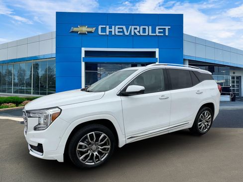 Certified 2023 GMC Terrain Denali w/ Denali Premium Package image 6