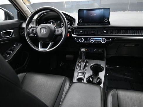 Certified 2024 Honda Civic EX-L image 10