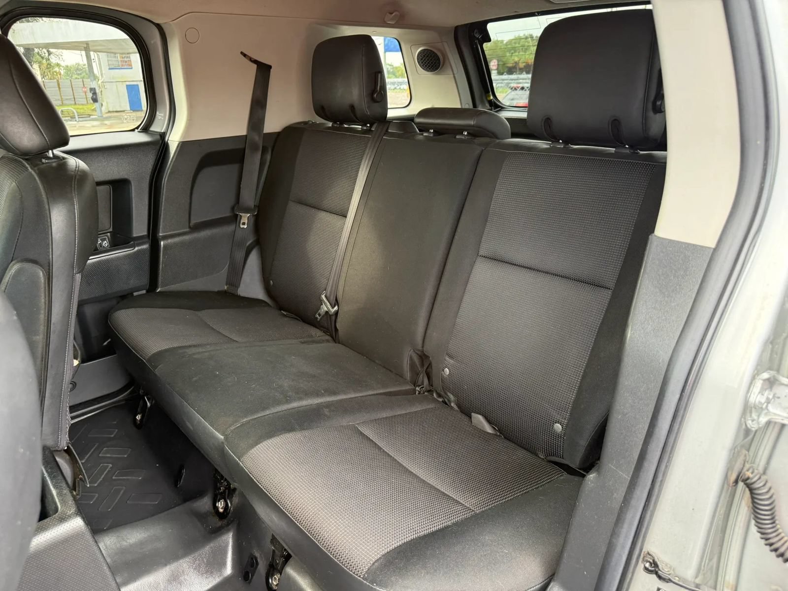 Used 2012 Toyota FJ Cruiser 4WD w/ Convenience Pkg image 10