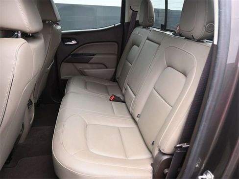 Used 2019 GMC Canyon SLT w/ Trailering Package image 11