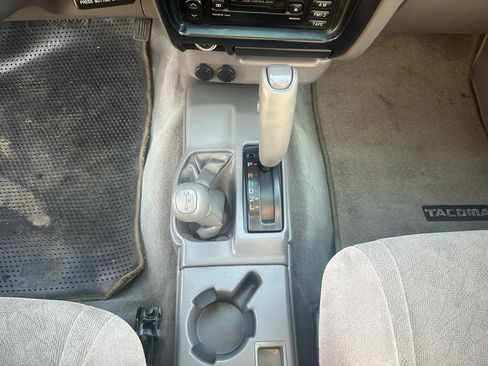 Used 2002 Toyota Tacoma 4x4 Xtracab V6 image 16