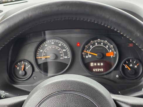 Used 2016 Jeep Patriot Sport image 18