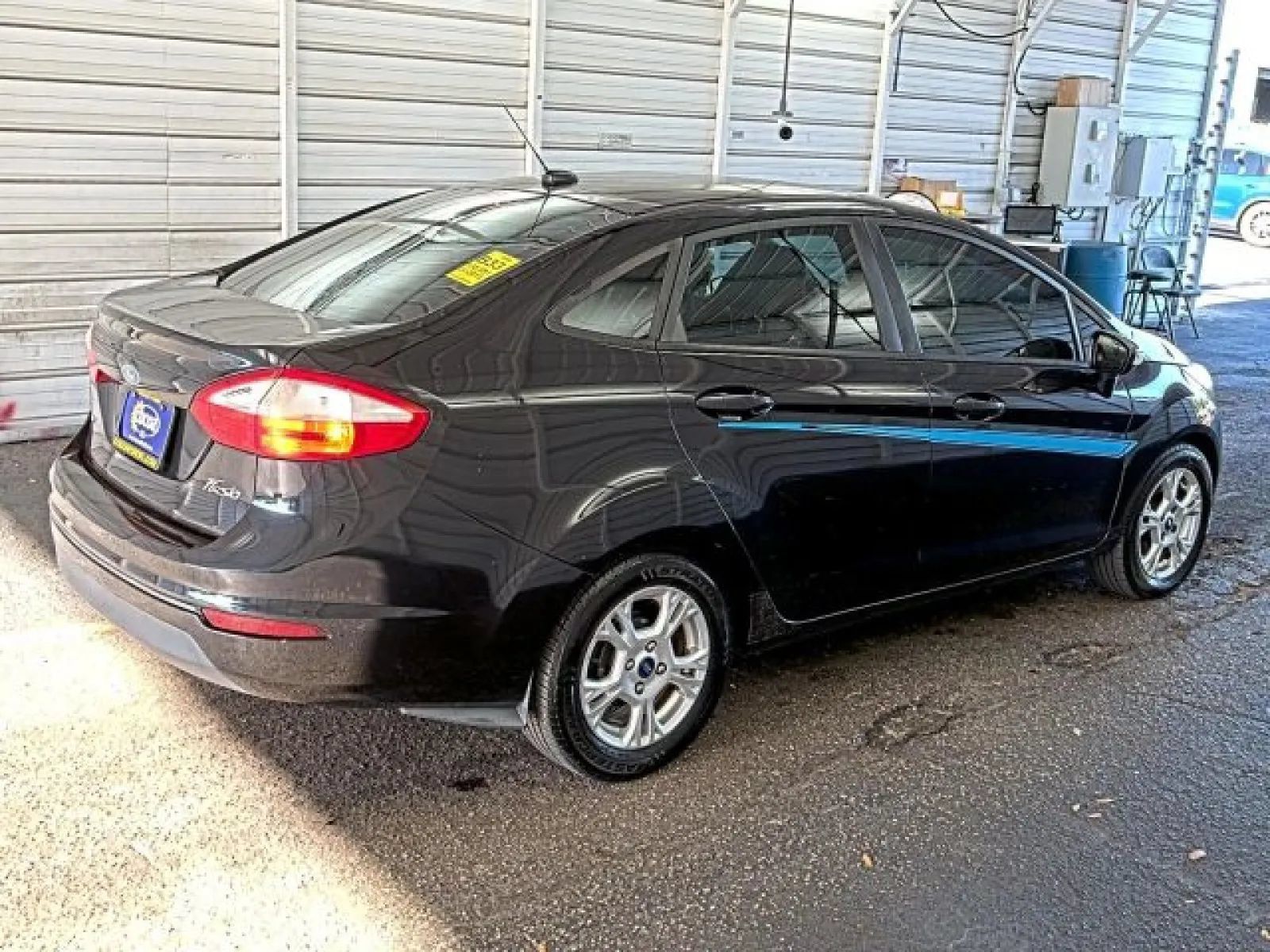 Used 2015 Ford Fiesta SE w/ Comfort Package FWD image 12